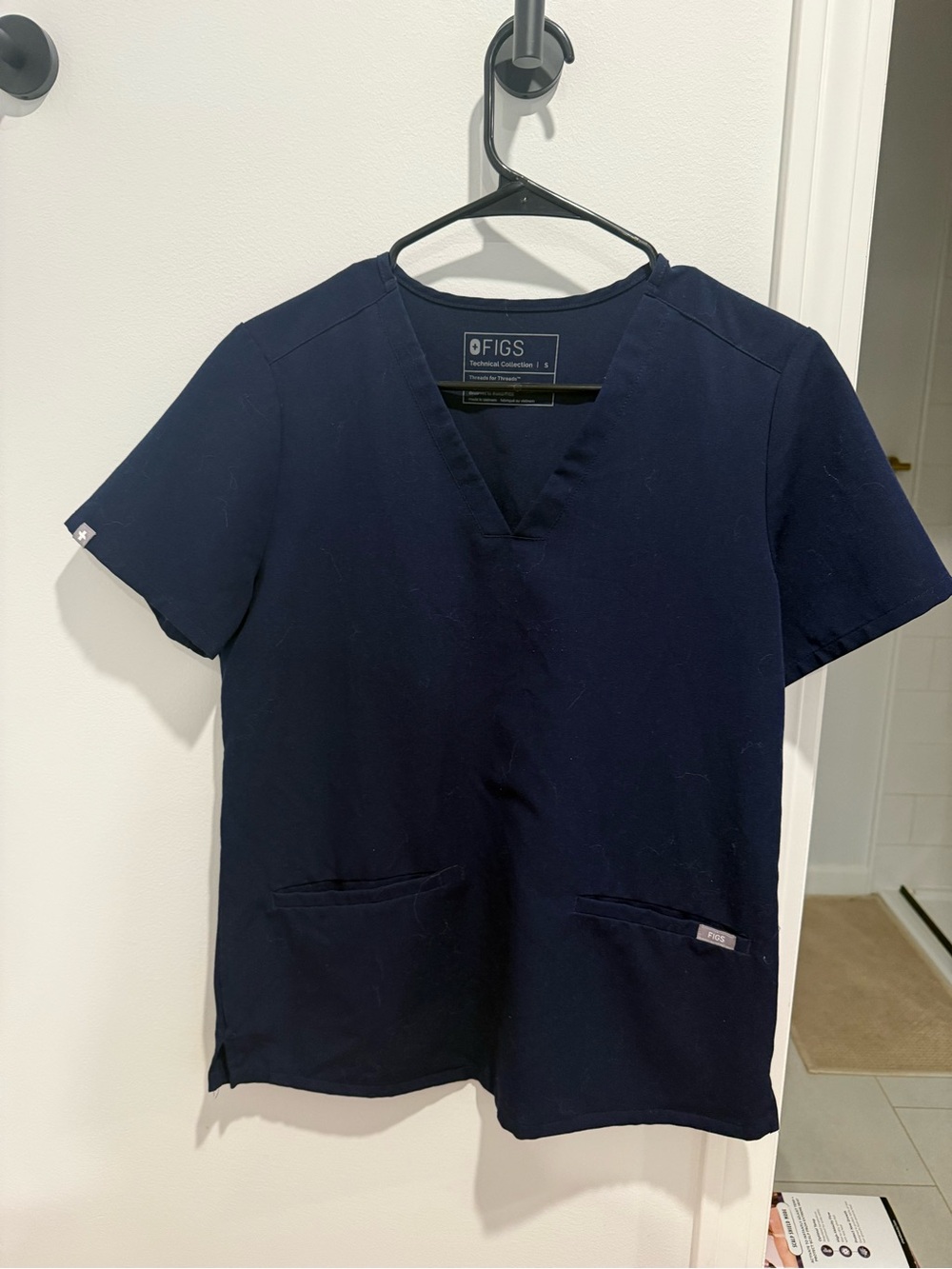 Figs Navy Casma Scrub Top